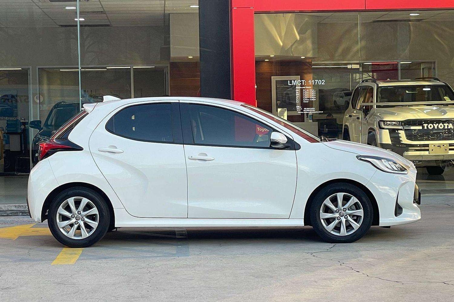 2020 Toyota Yaris SX in White