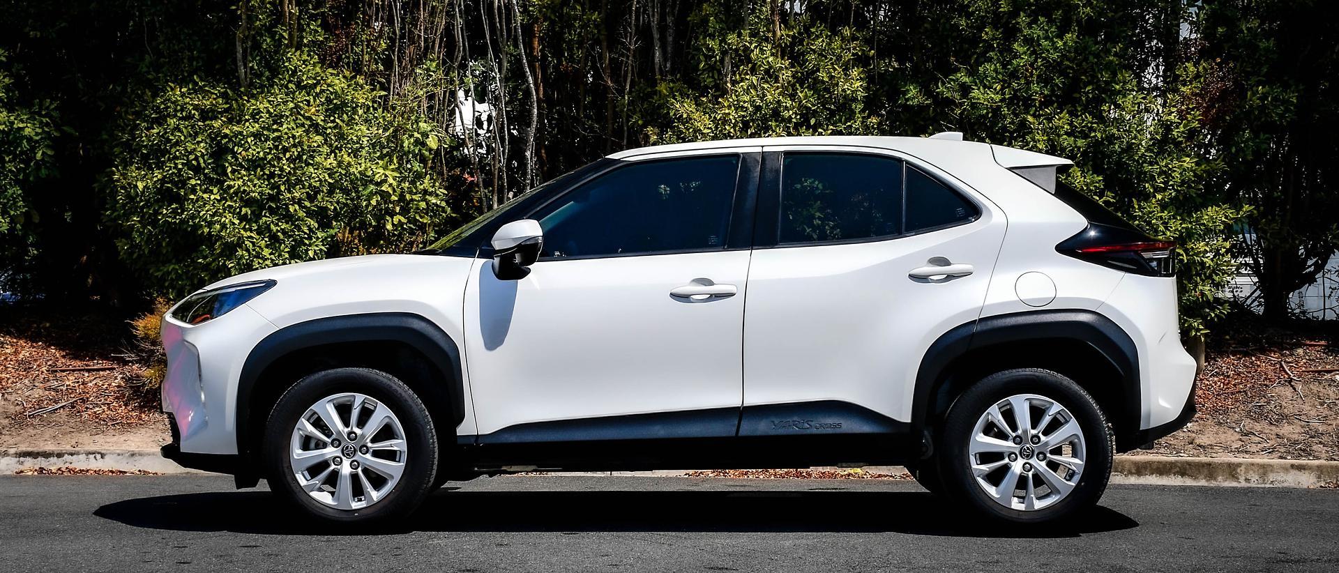 2020 Toyota Yaris Cross GX in White