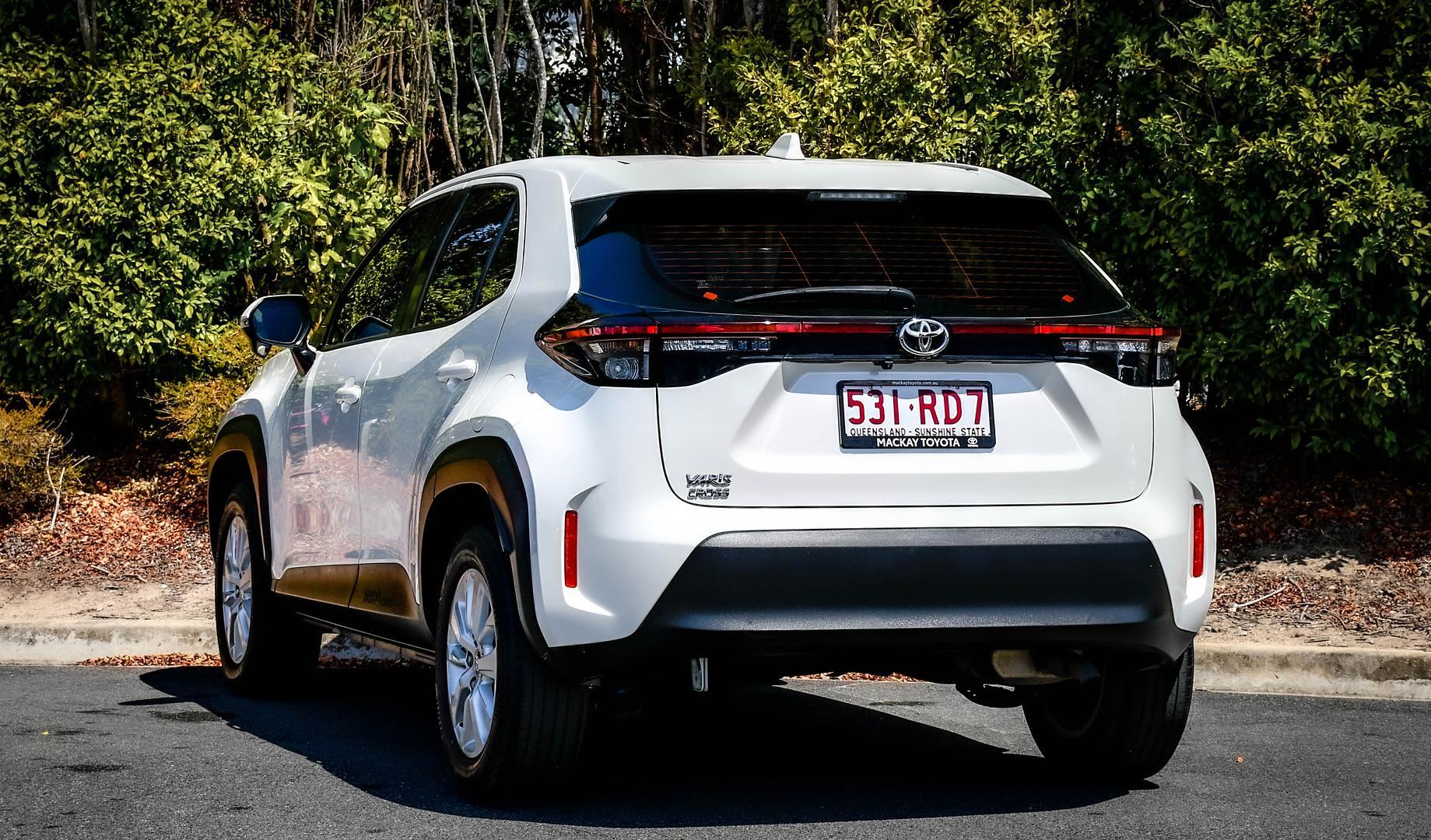 2020 Toyota Yaris Cross GX in White