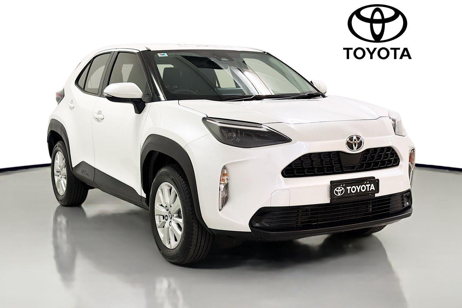 2023 Toyota Yaris Cross GX in White