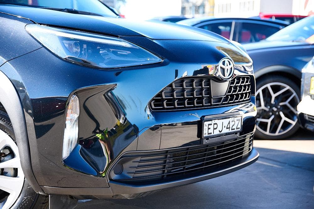 2021 Toyota Yaris Cross GX in Black