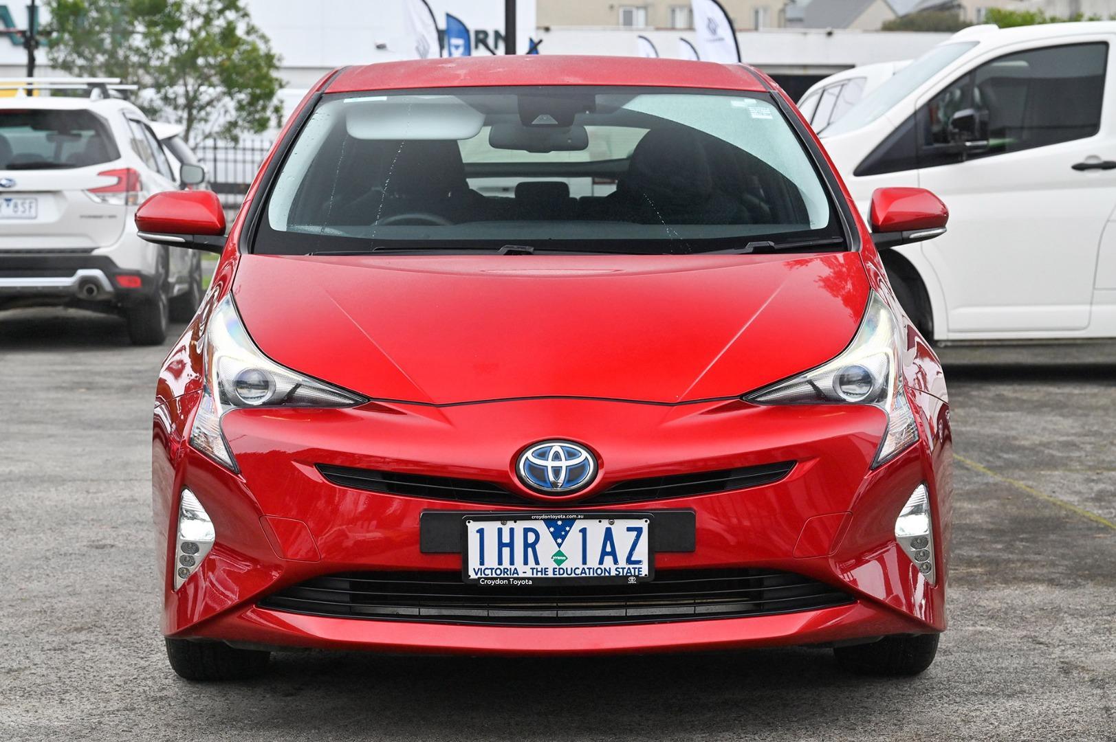 2016 Toyota Prius Base in Red