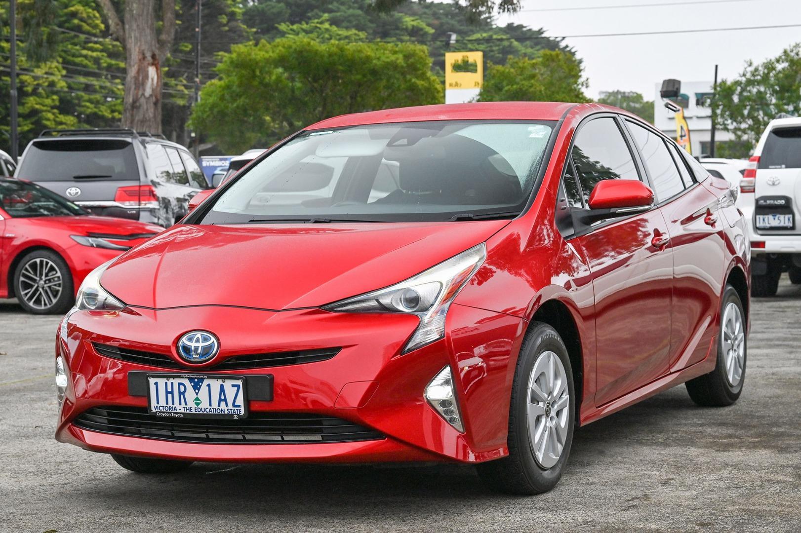 2016 Toyota Prius Base in Red