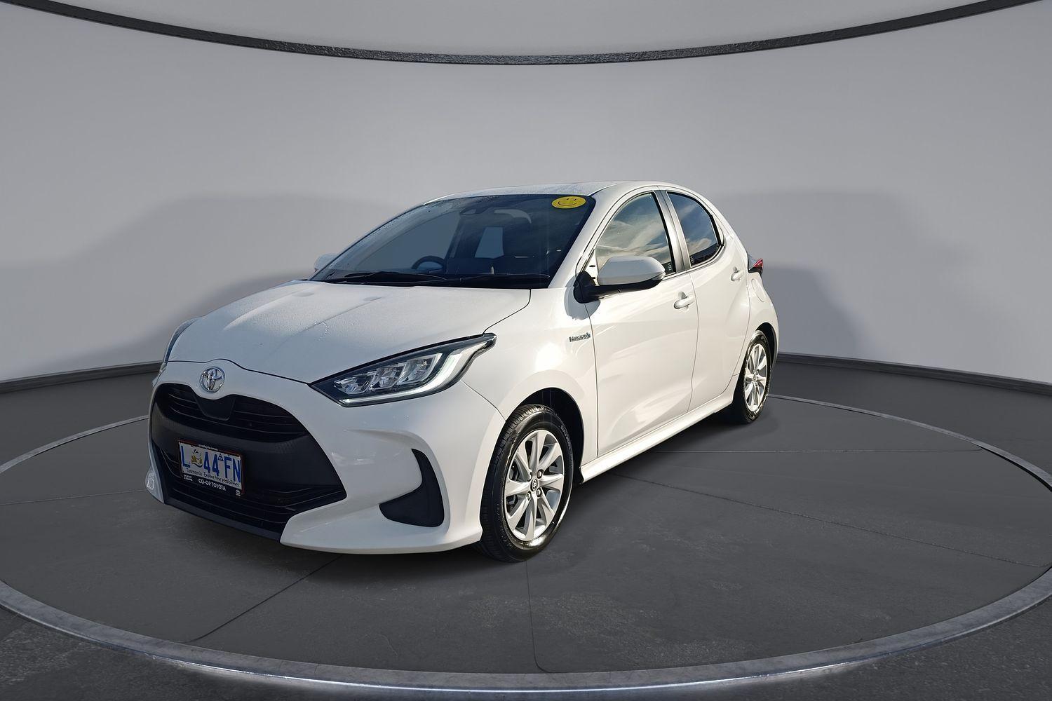 2023 Toyota Yaris SX in White