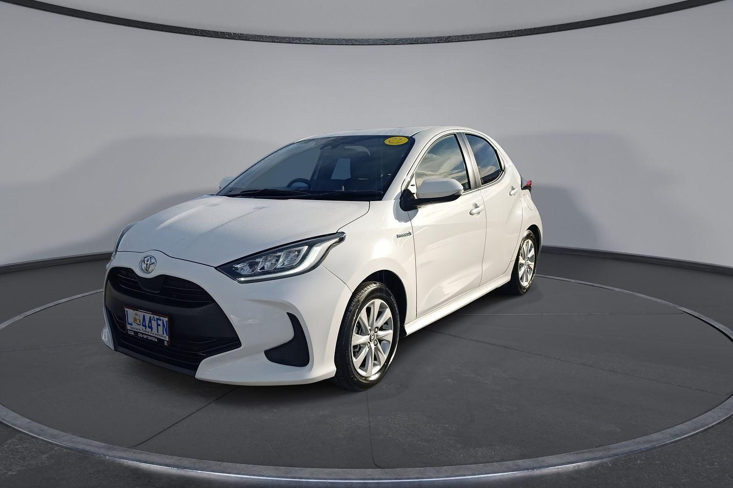 2023 Toyota Yaris SX in White