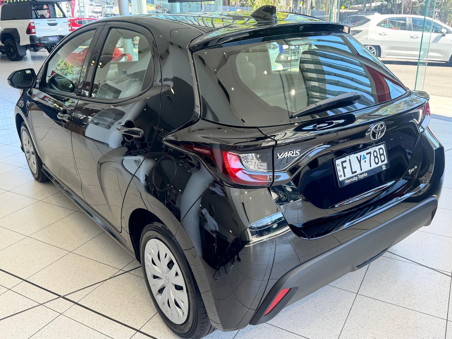 2024 Toyota Yaris Ascent Sport in Black
