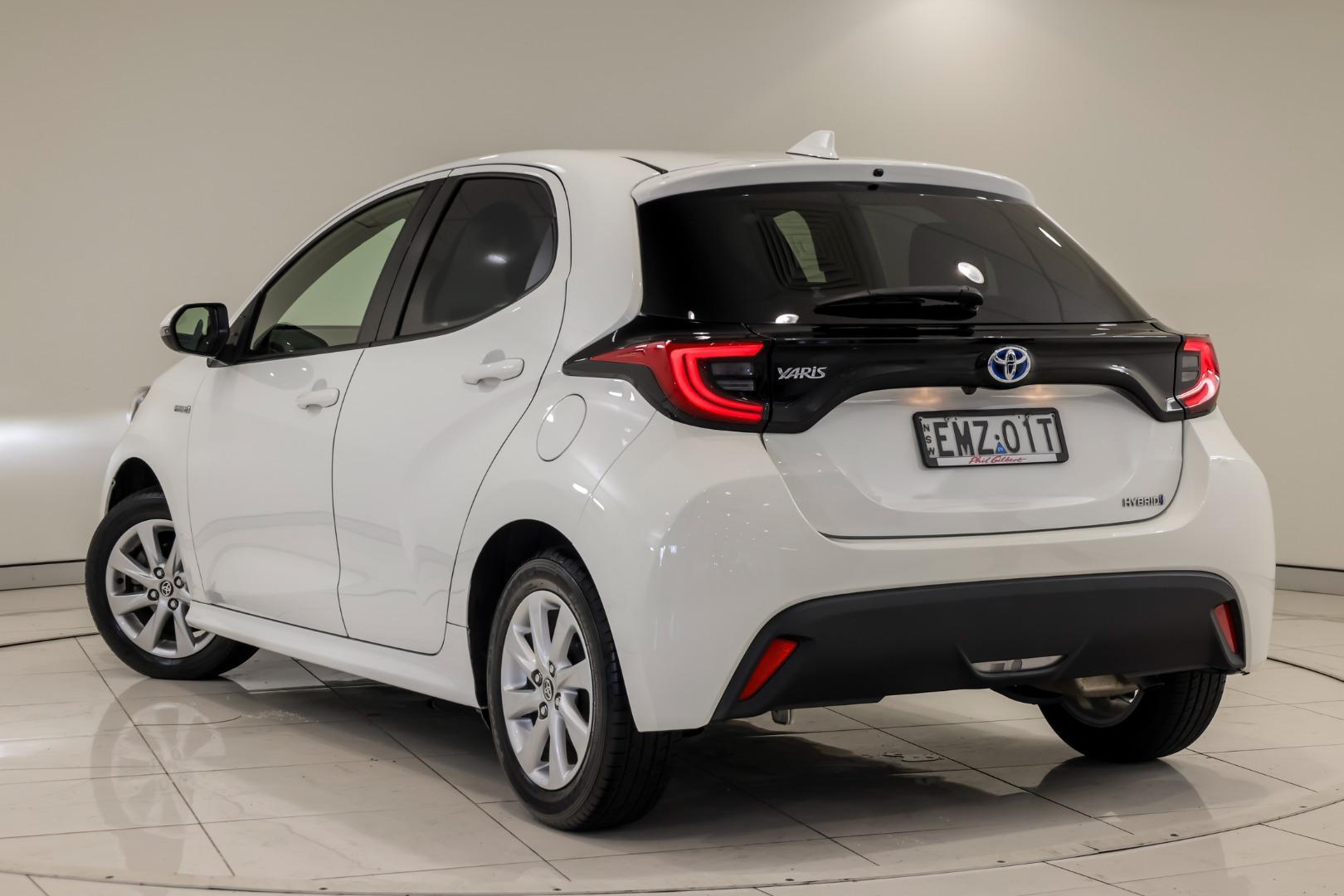 2021 Toyota Yaris SX in White