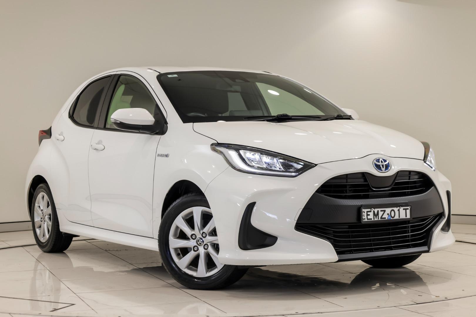 2021 Toyota Yaris SX in White
