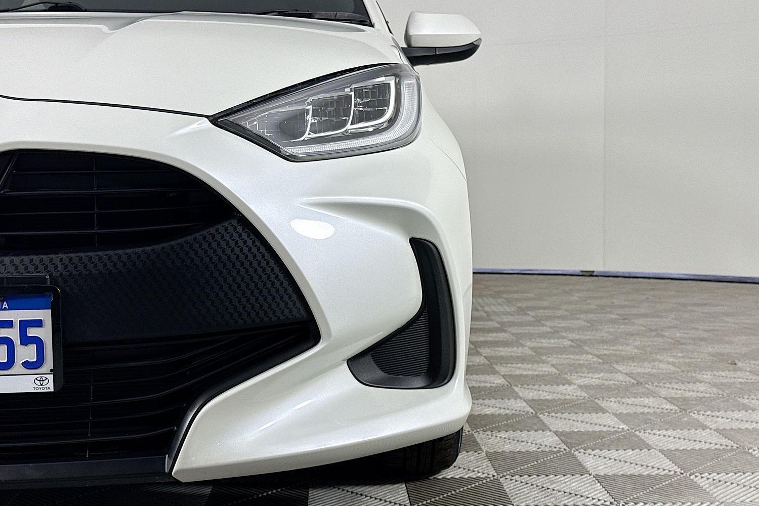 2021 Toyota Yaris SX in White