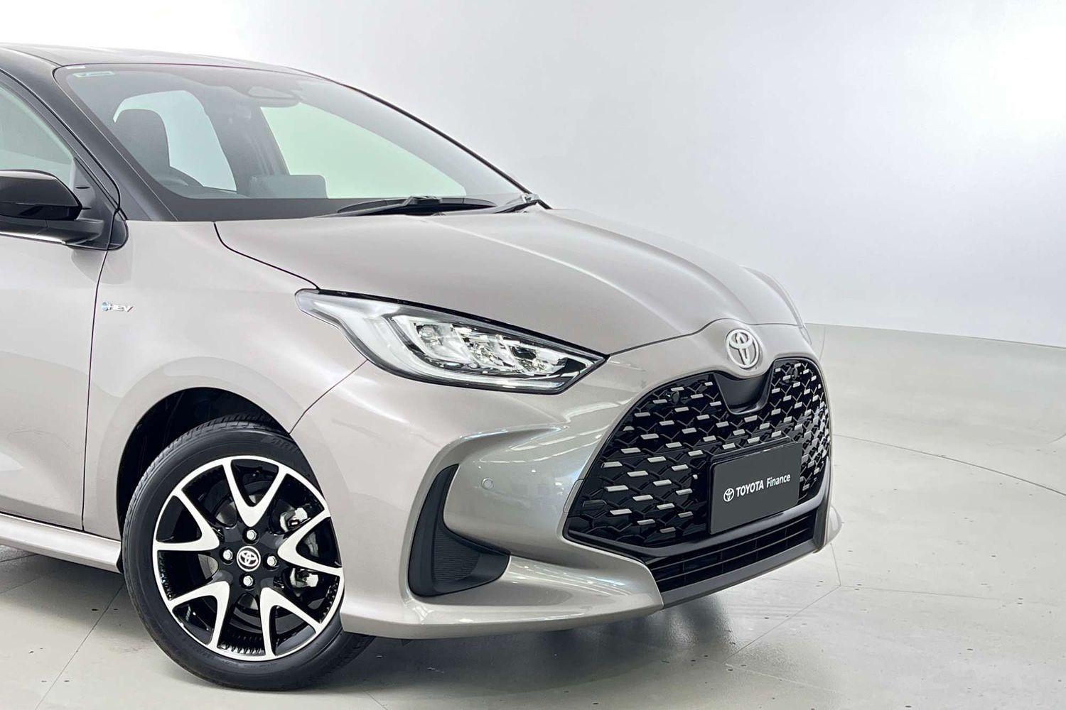 2025 Toyota Yaris ZR in Two Tone Brown