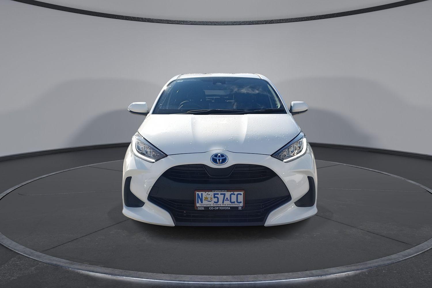 2022 Toyota Yaris SX in White