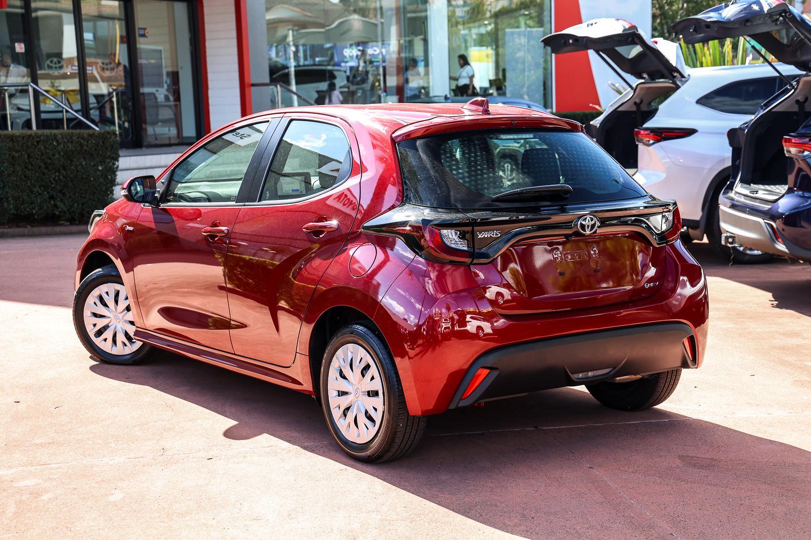 2024 Toyota Yaris Ascent Sport in Red
