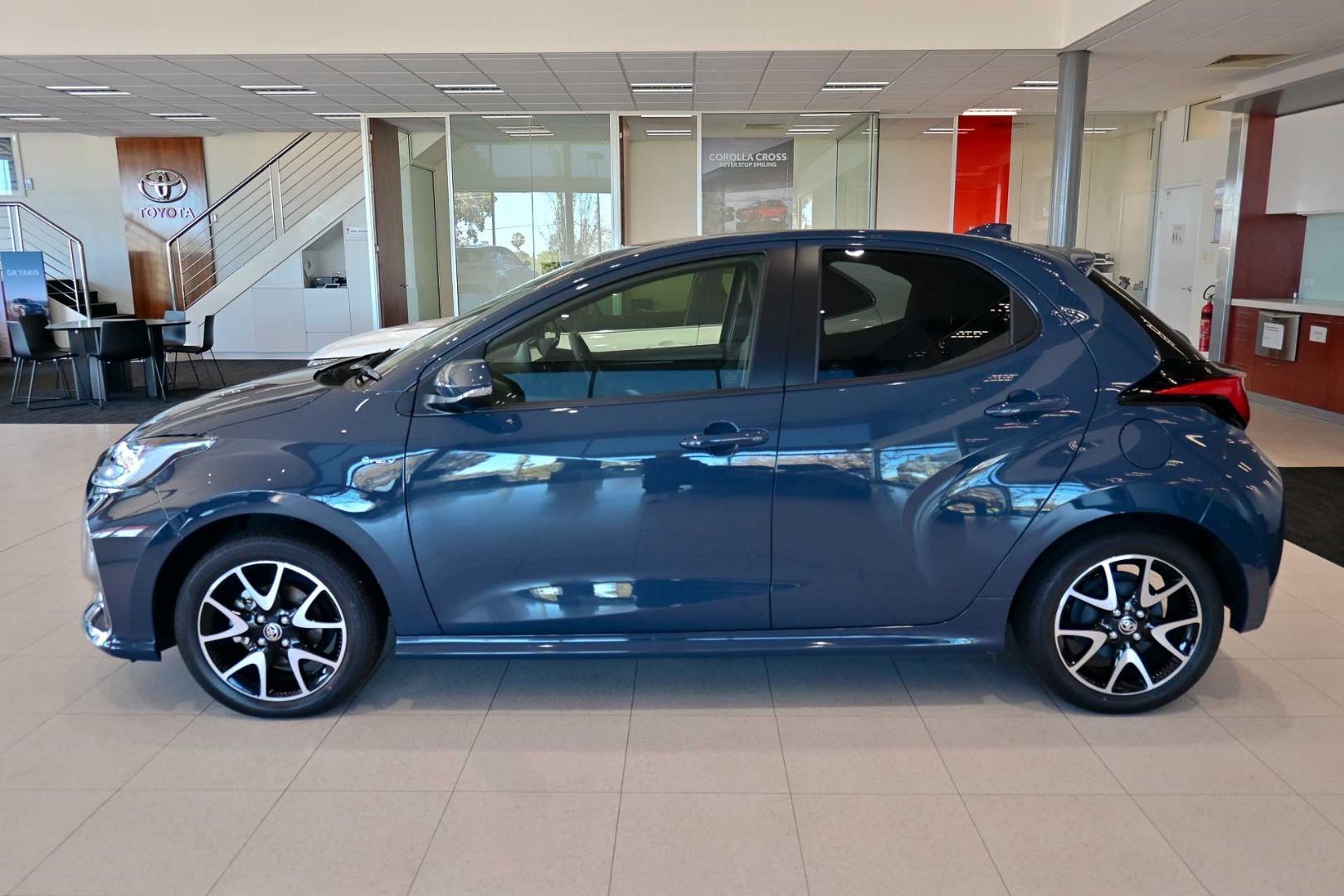 2025 Toyota Yaris SX in Grey