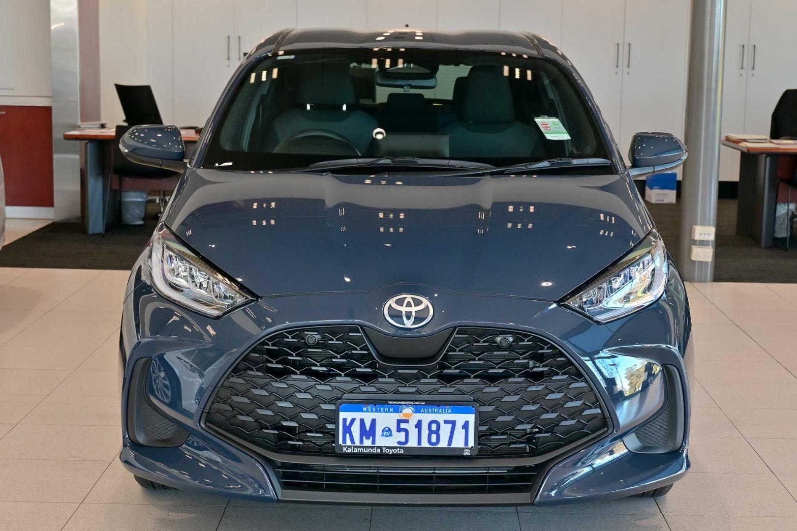 2025 Toyota Yaris SX in Grey