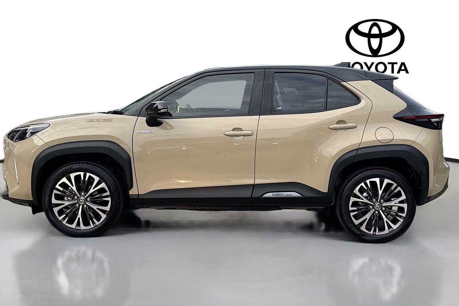 2023 Toyota Yaris Cross Urban in Two Tone Biege