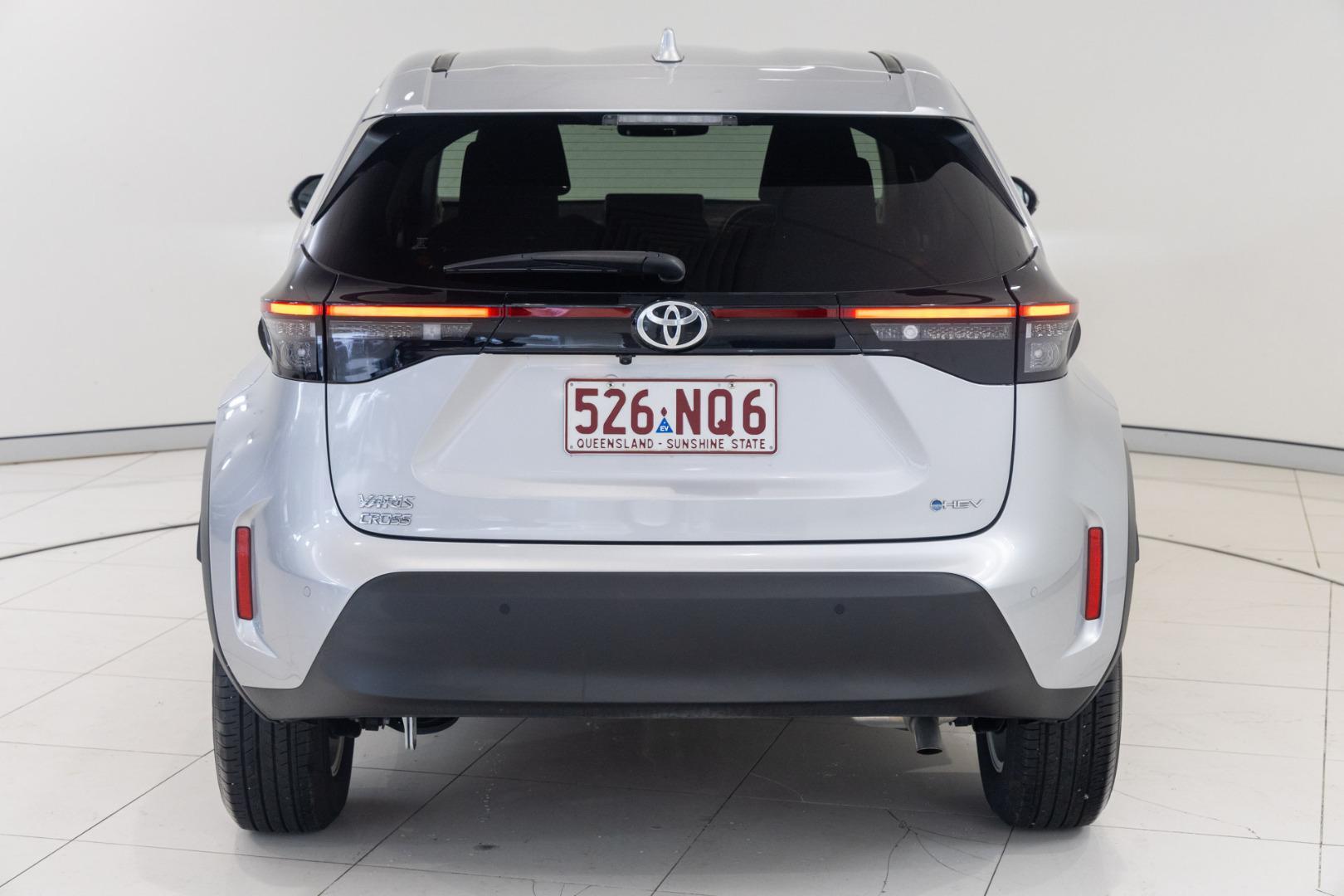 2025 Toyota Yaris Cross GXL in Silver