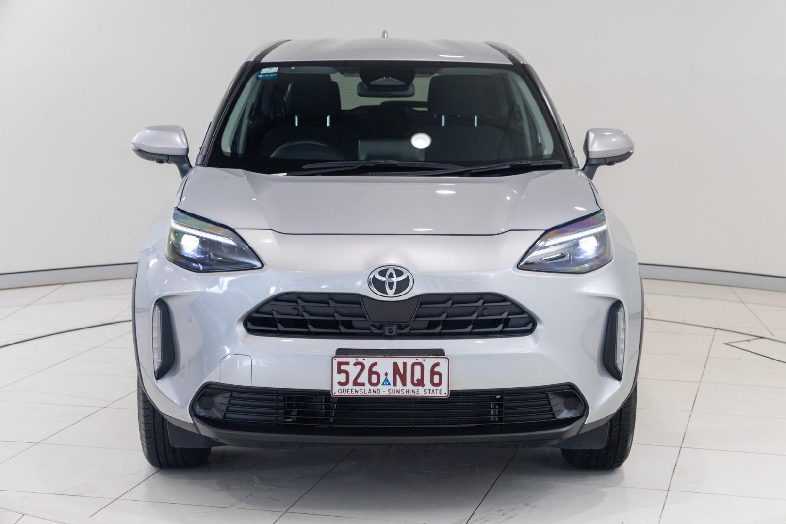 2025 Toyota Yaris Cross GXL in Silver