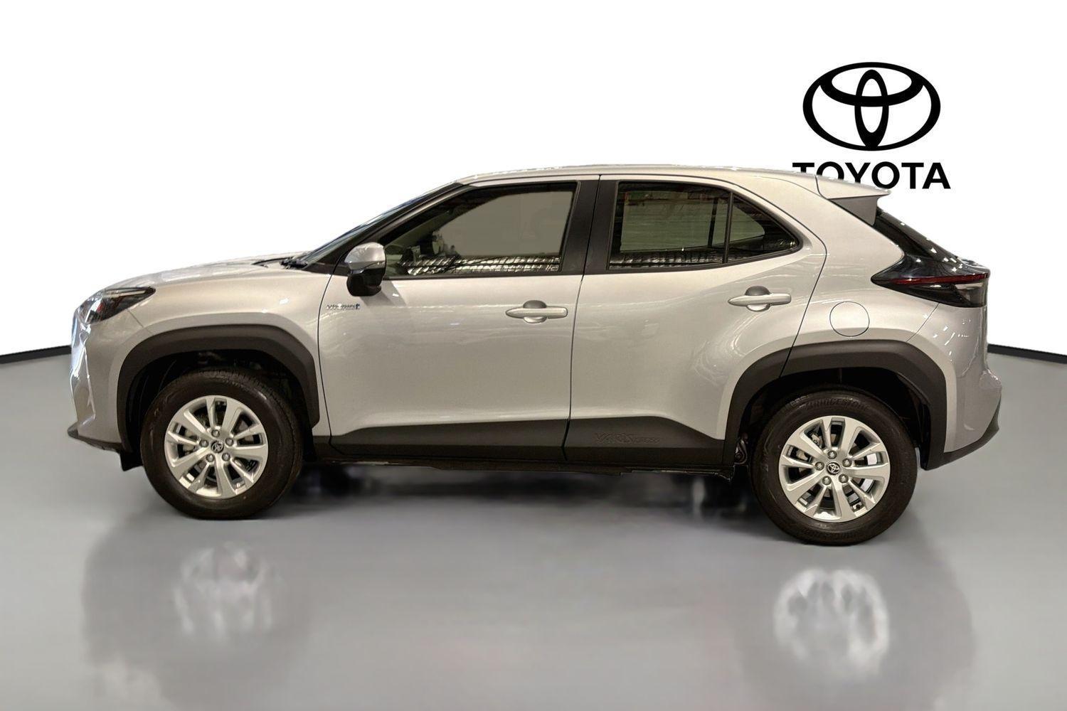 2023 Toyota Yaris Cross GX in Silver