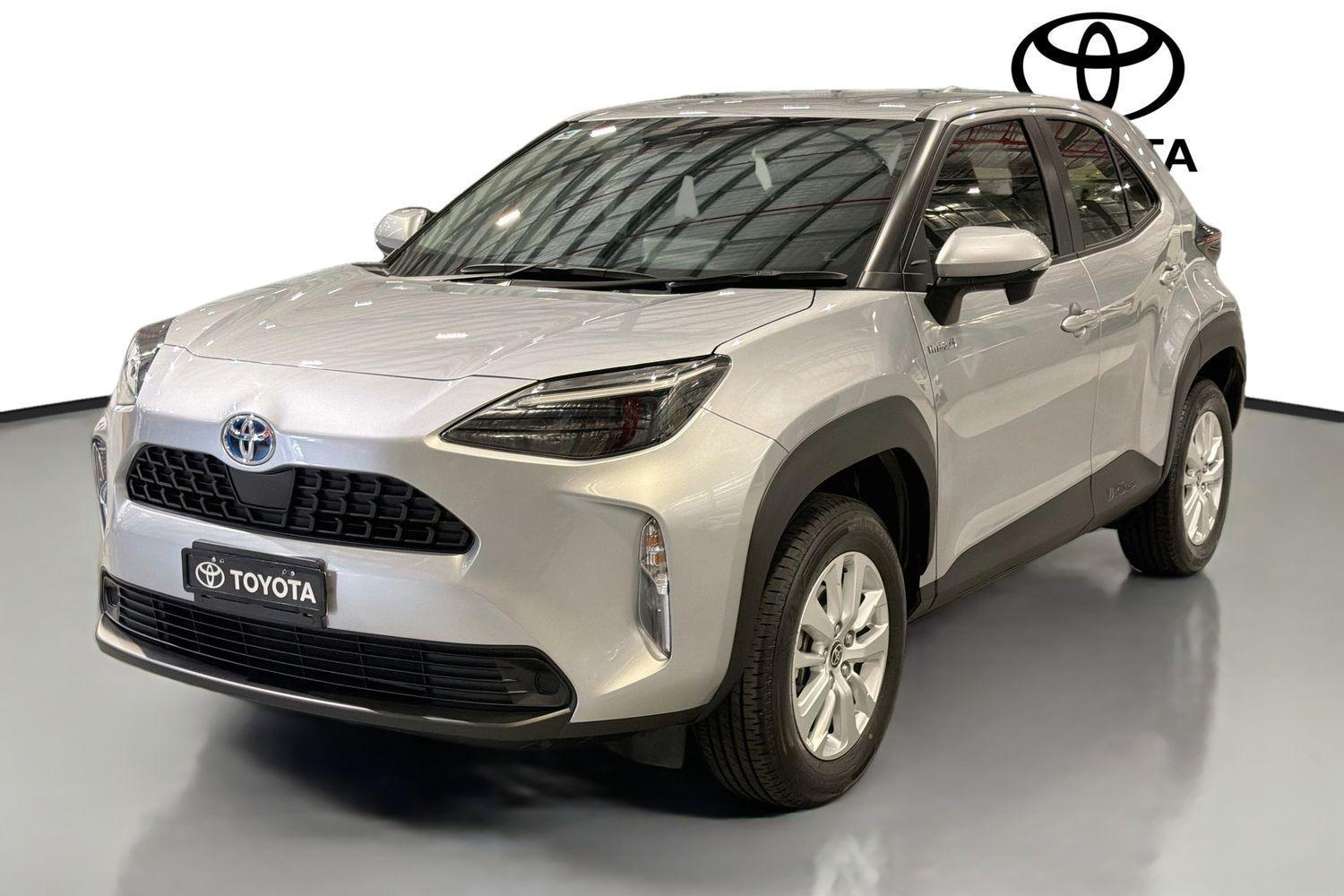 2023 Toyota Yaris Cross GX in Silver