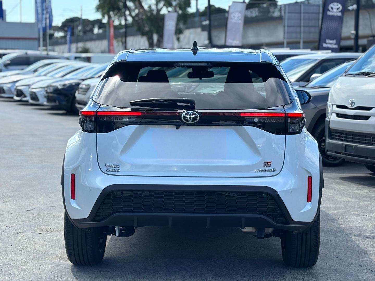 2023 Toyota Yaris Cross GR-S in Two Tone White