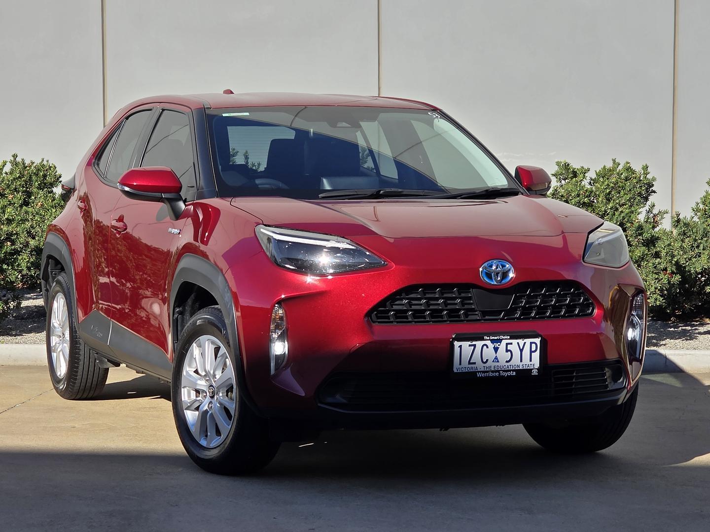 2023 Toyota Yaris Cross GX in Red