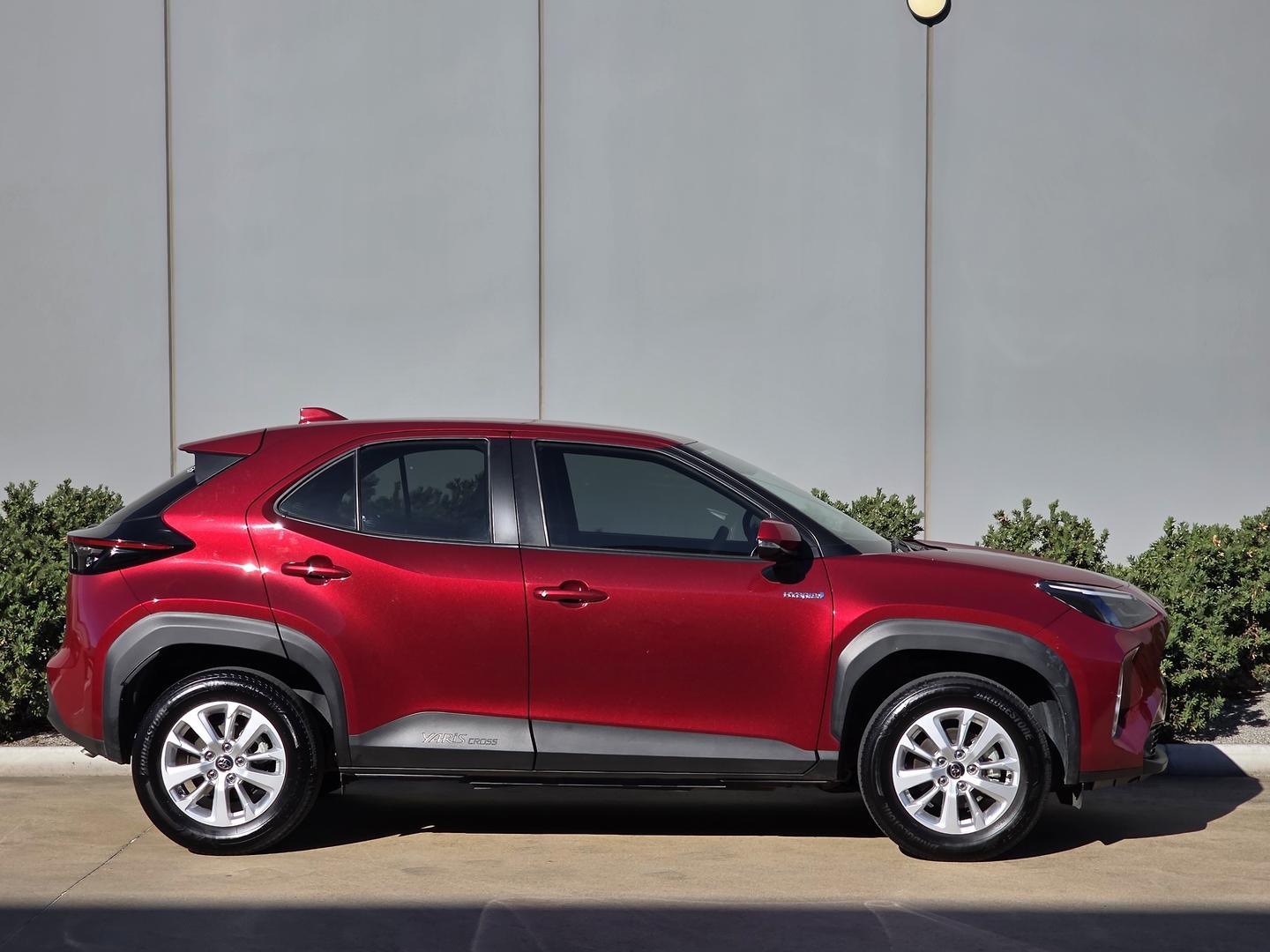 2023 Toyota Yaris Cross GX in Red
