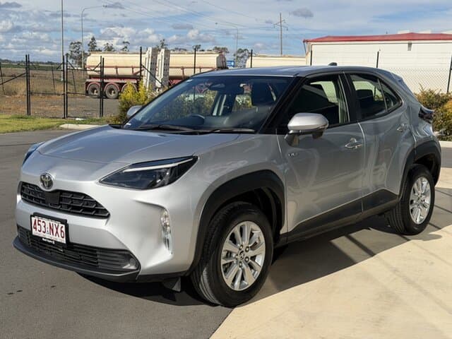 2025 Toyota Yaris Cross GX in Silver