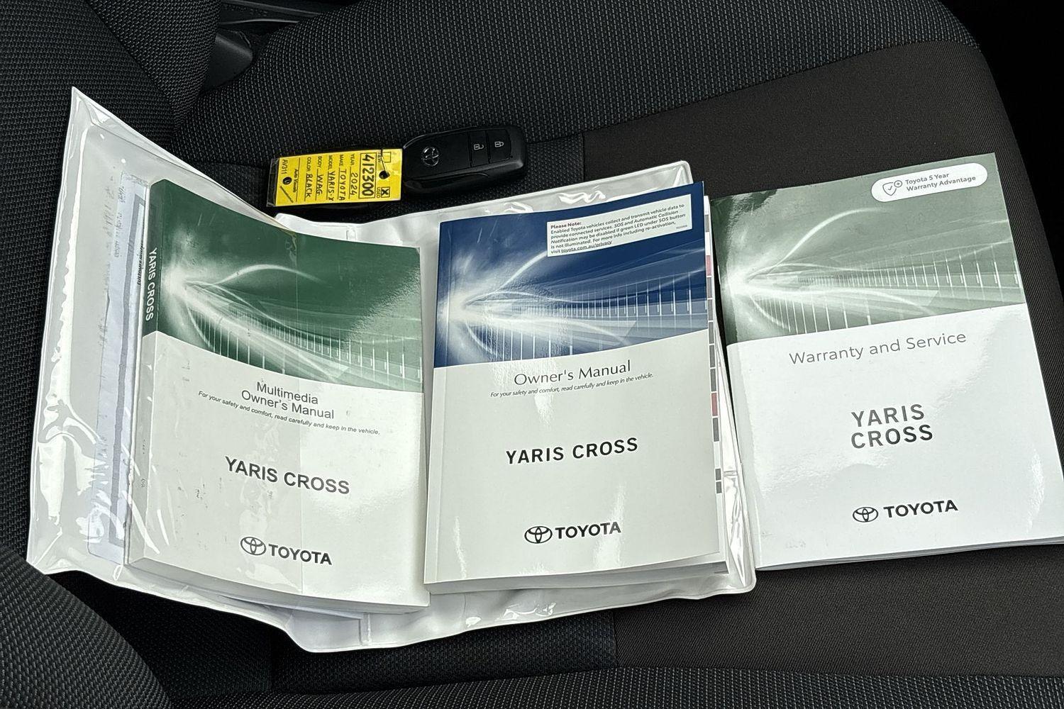 2024 Toyota Yaris Cross GX in Black