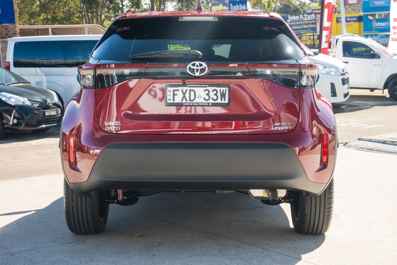 2026 Toyota Yaris Cross Urban in Red