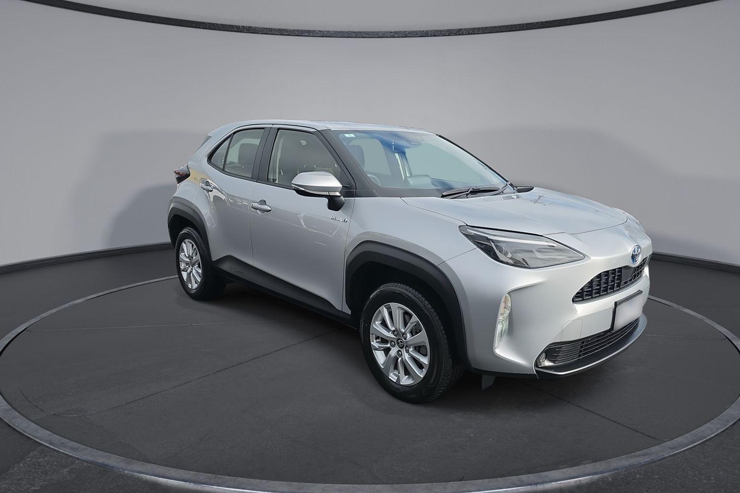 2022 Toyota Yaris Cross GX in Silver