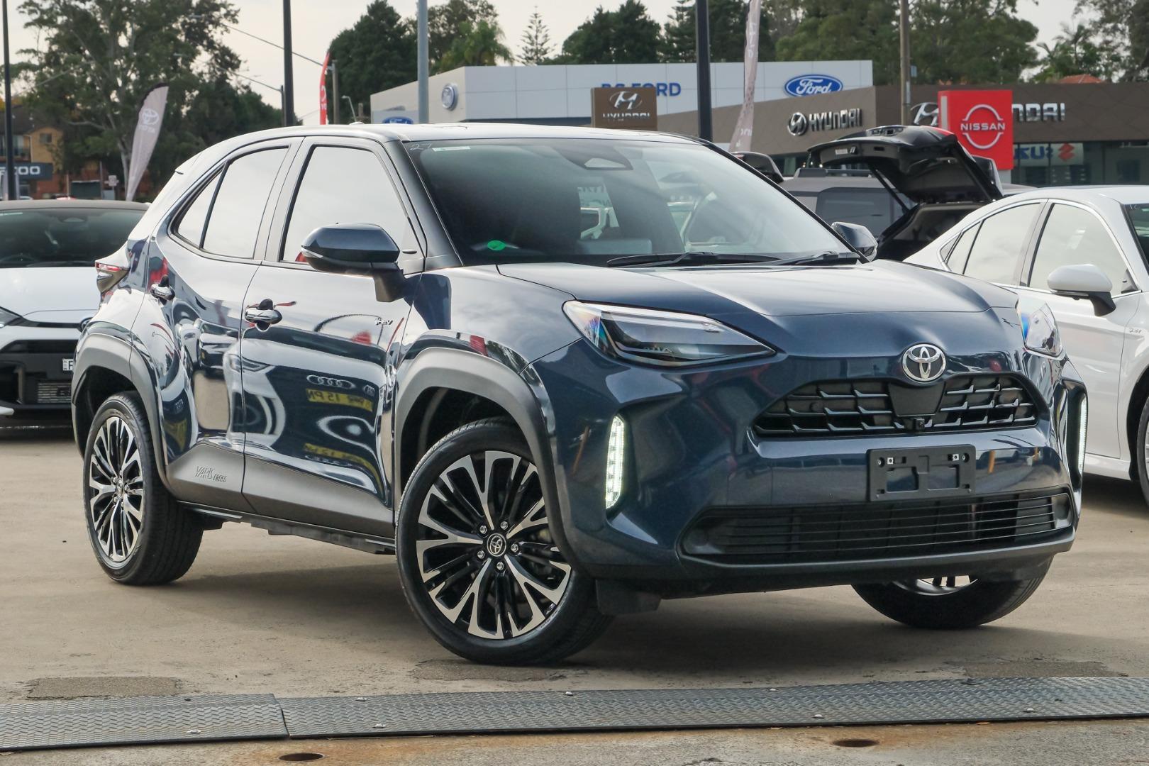 2025 Toyota Yaris Cross Urban in Grey