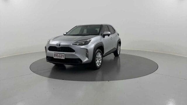 2022 Toyota Yaris Cross GX in Silver
