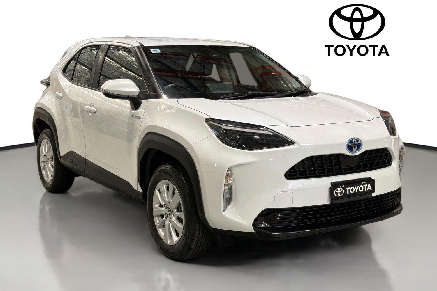 2022 Toyota Yaris Cross GX in White