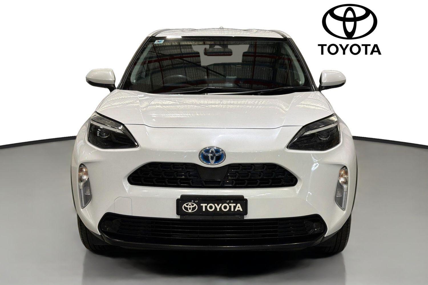 2022 Toyota Yaris Cross GX in White