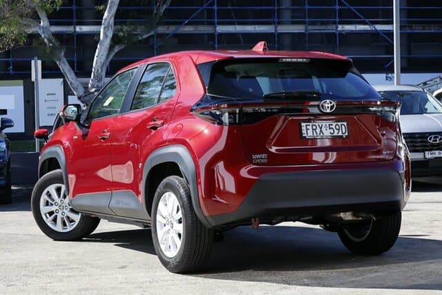 2025 Toyota Yaris Cross GX in Red