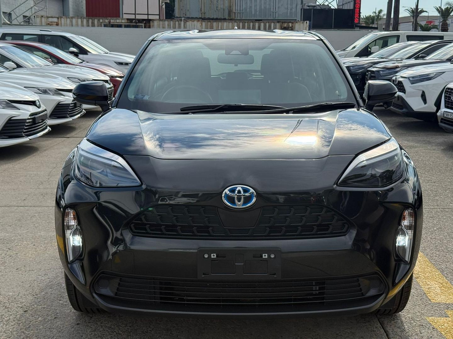 2023 Toyota Yaris Cross GX in Black