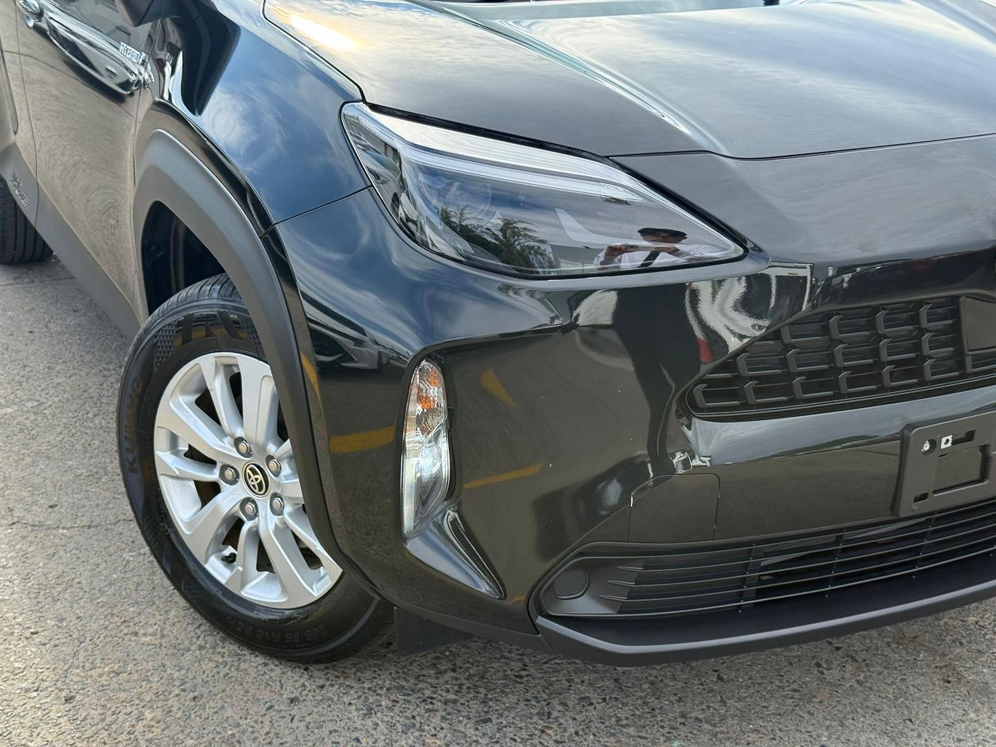 2023 Toyota Yaris Cross GX in Black