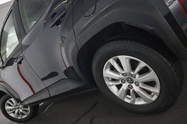 2024 Toyota Yaris Cross GX in Black