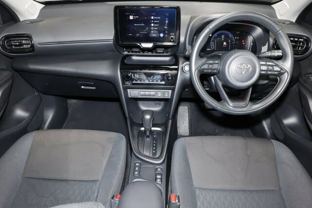2024 Toyota Yaris Cross GX in Black
