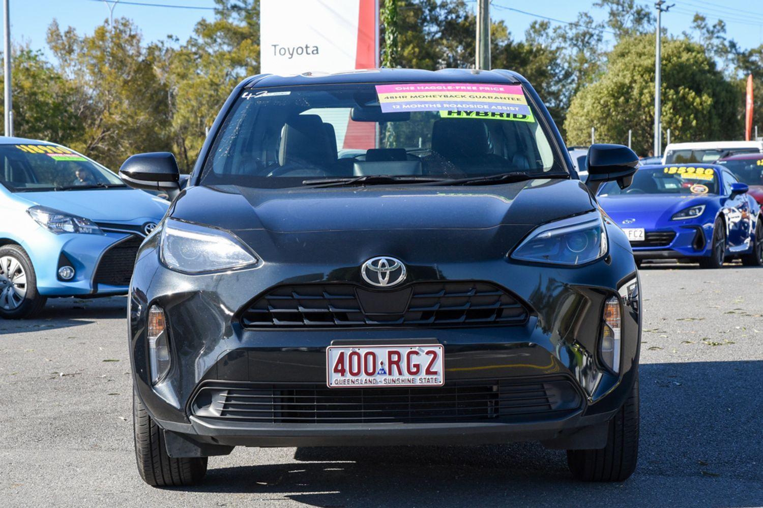 2024 Toyota Yaris Cross GX in Black