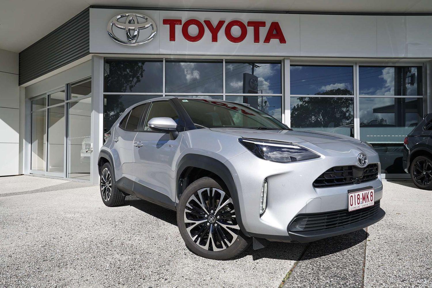 2025 Toyota Yaris Cross Urban in Silver