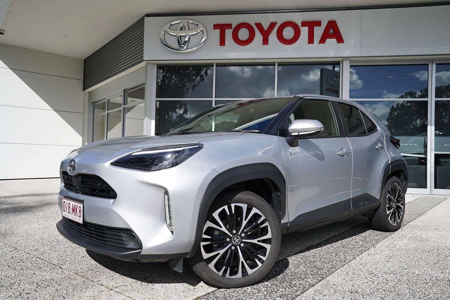 2025 Toyota Yaris Cross Urban in Silver