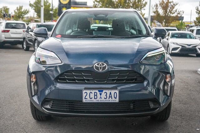 2025 Toyota Yaris Cross GX in Grey