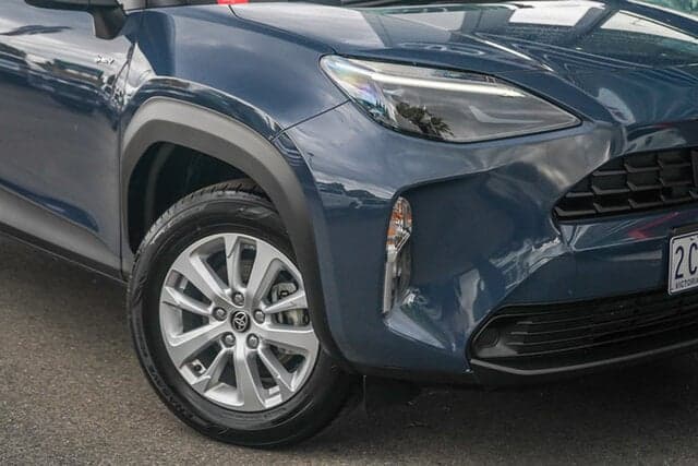 2025 Toyota Yaris Cross GX in Grey
