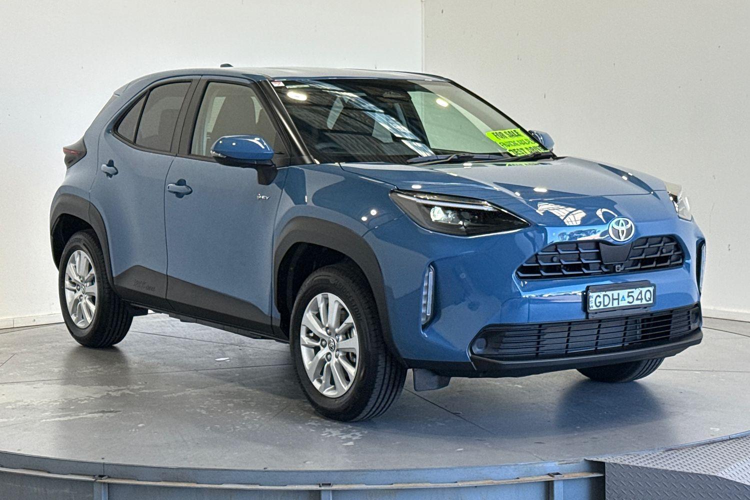 2026 Toyota Yaris Cross GXL in Blue