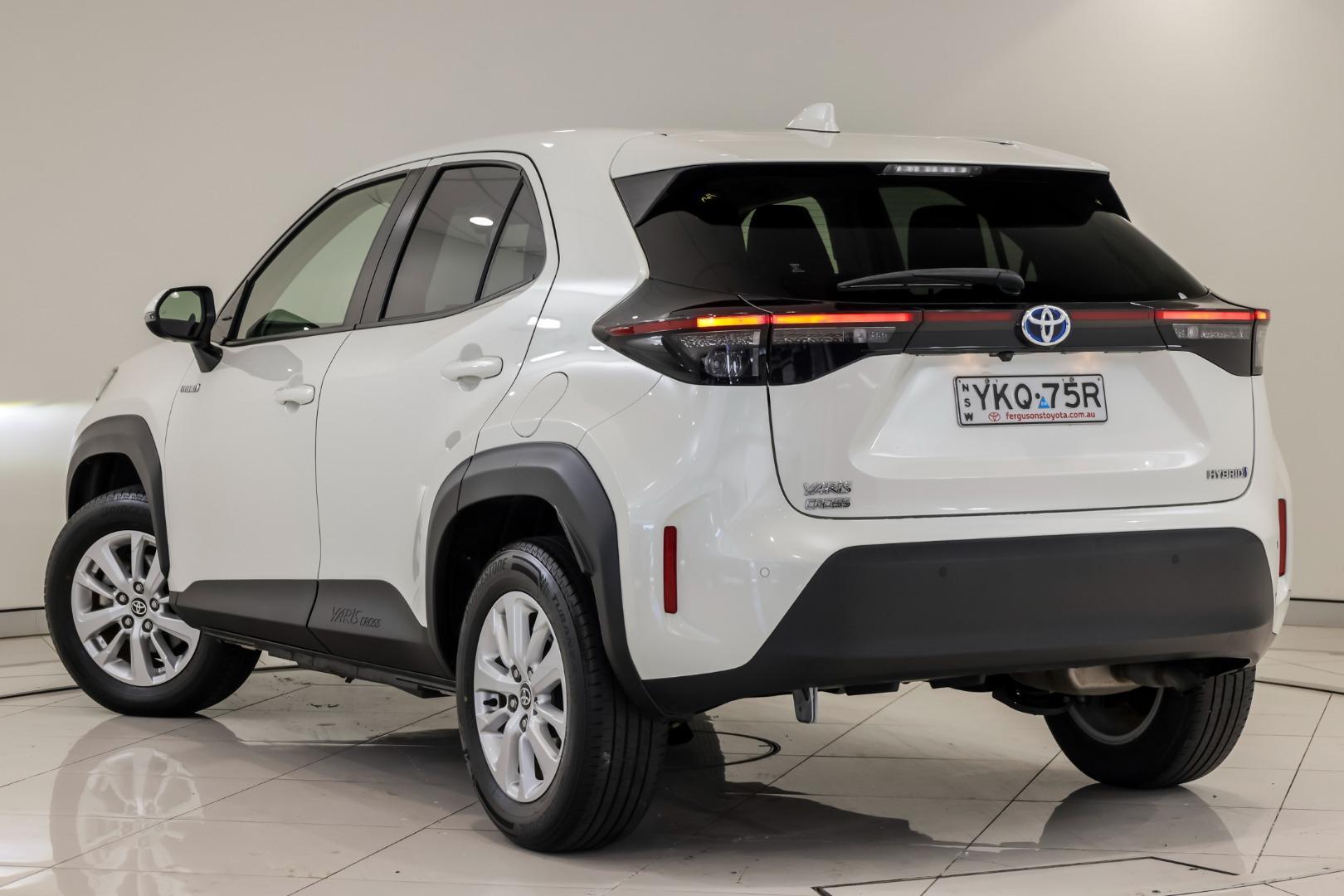 2021 Toyota Yaris Cross GXL in White