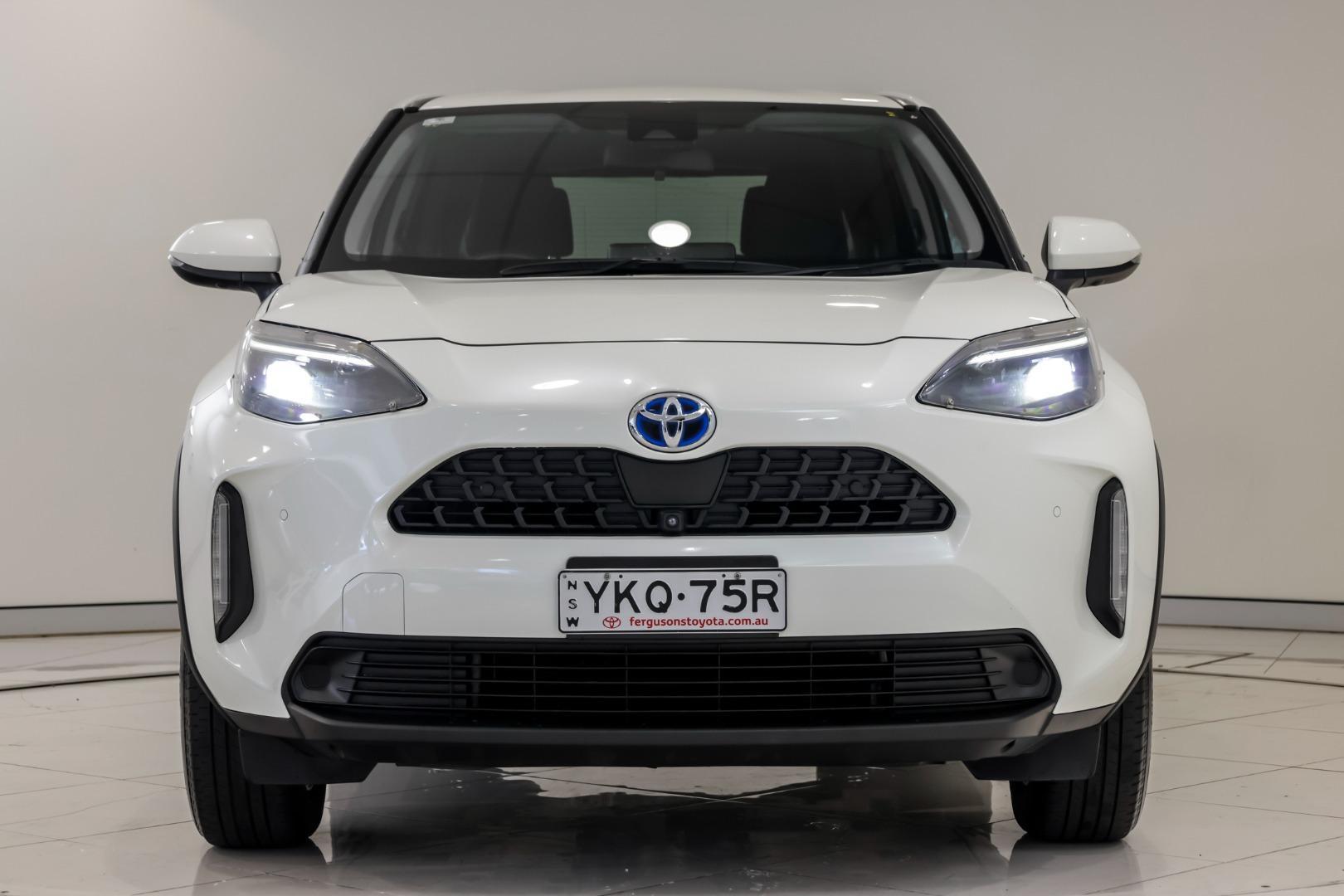 2021 Toyota Yaris Cross GXL in White