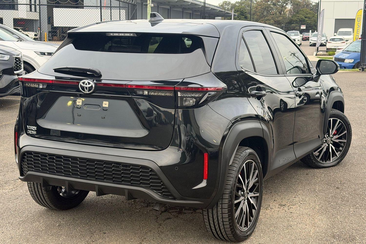 2024 Toyota Yaris Cross GR-S in Black