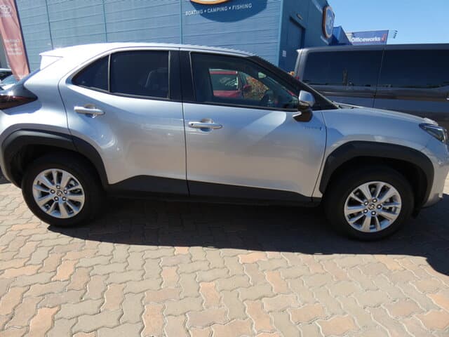 2022 Toyota Yaris Cross GXL in Silver