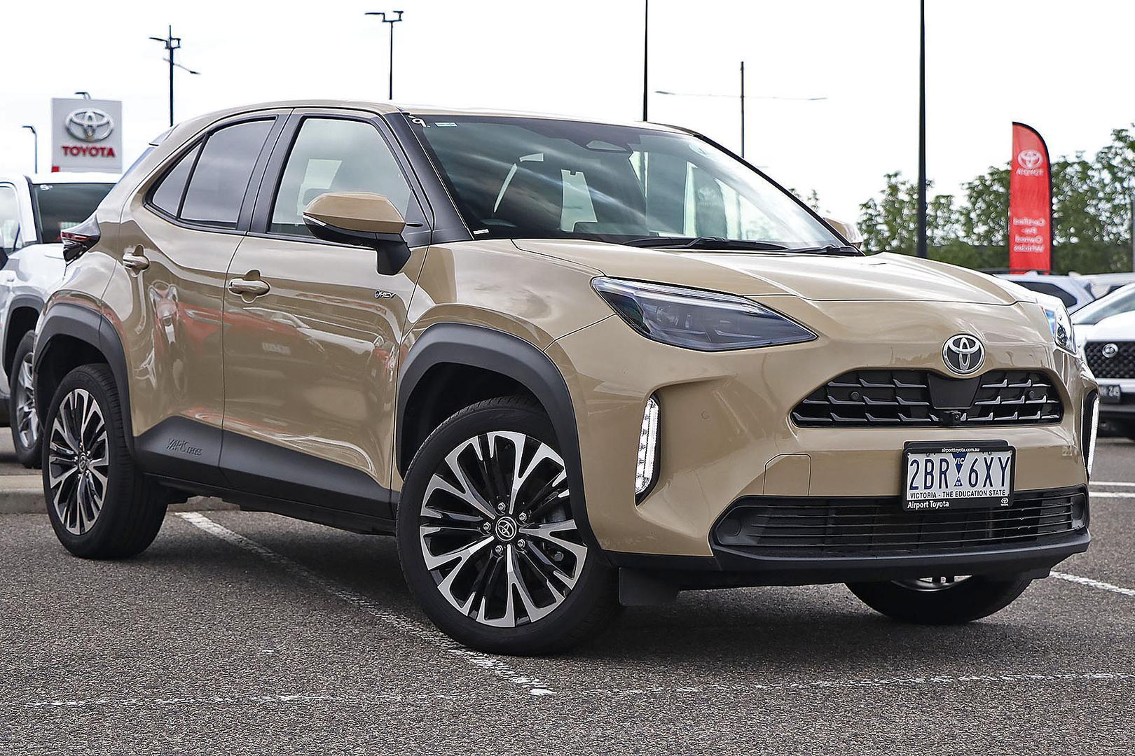 2024 Toyota Yaris Cross Urban in Beige